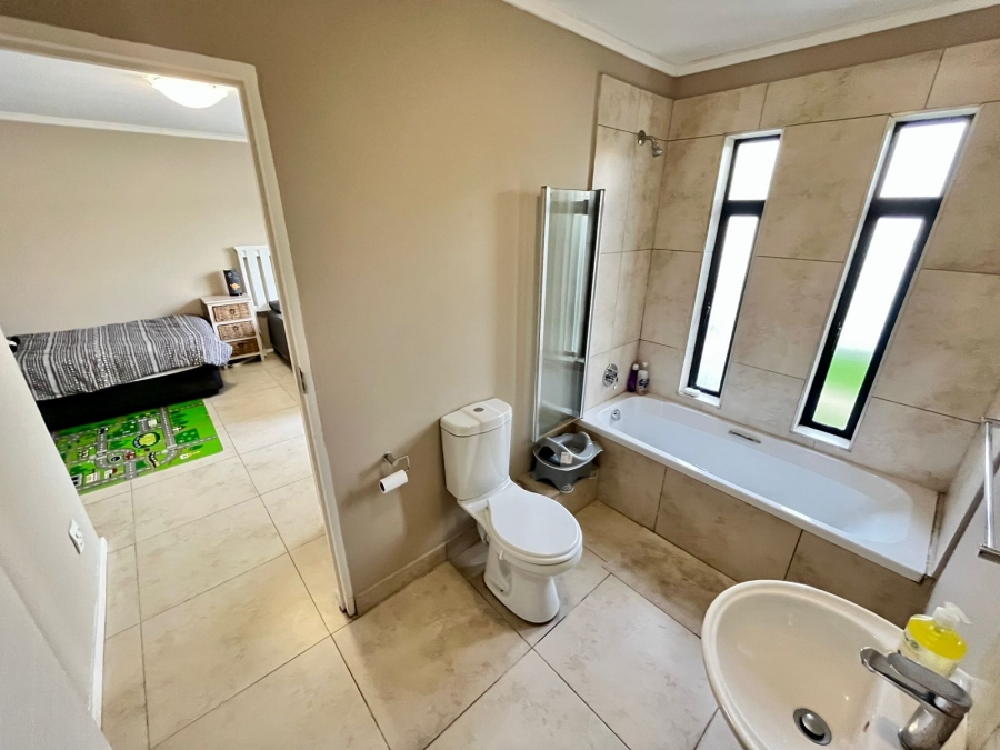 To Let 2 Bedroom Property for Rent in Nahoon Valley Park Eastern Cape